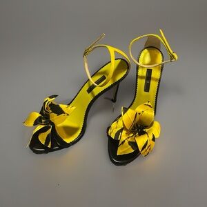 YELLOW Napa leather sandals with flower